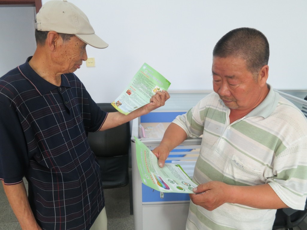 长飞社区开展食品安全活动