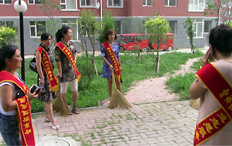 给你带去温暖 给我带来快乐 ——记岭东街道及中粮社区志愿者服务队