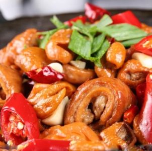 干锅鸡胗肥肠