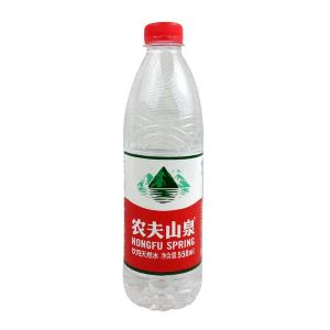 农夫山泉矿泉水