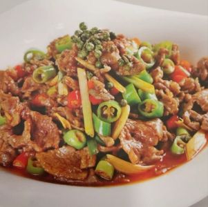 双椒肥牛