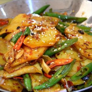 干锅土豆片