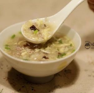 菠菜蛋花粥