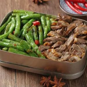 护心肉双拼饭