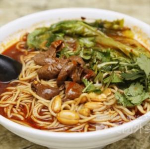 肥肠小面