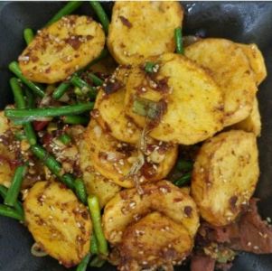 干锅土豆片